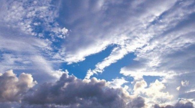 تونس : سحب أحيانًا كثيفة مع أمطار متفرقة