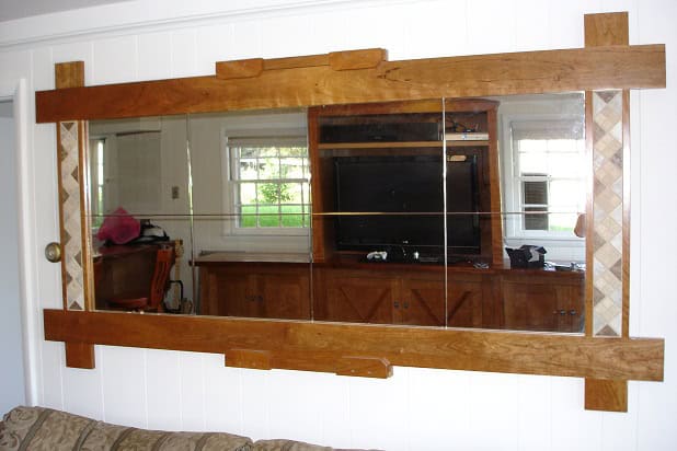 28 Unique And Stunning Wall Mirror Designs For Living Room