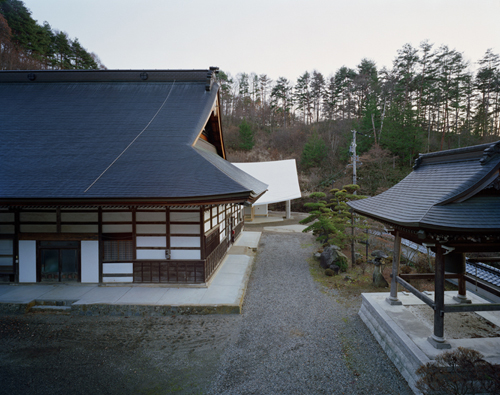 Chushinji Temple Priests' Quarters, NAGANO / by Katsuhiro Miyamoto & Associates