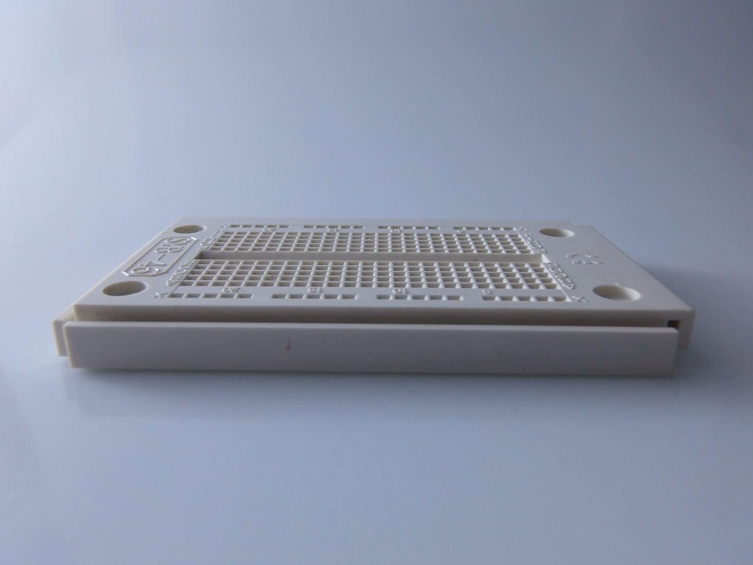 Prototipo Breadboard 300 points Arduino Compatibile Prototipo Breadboard 300 points Arduino Compatibile