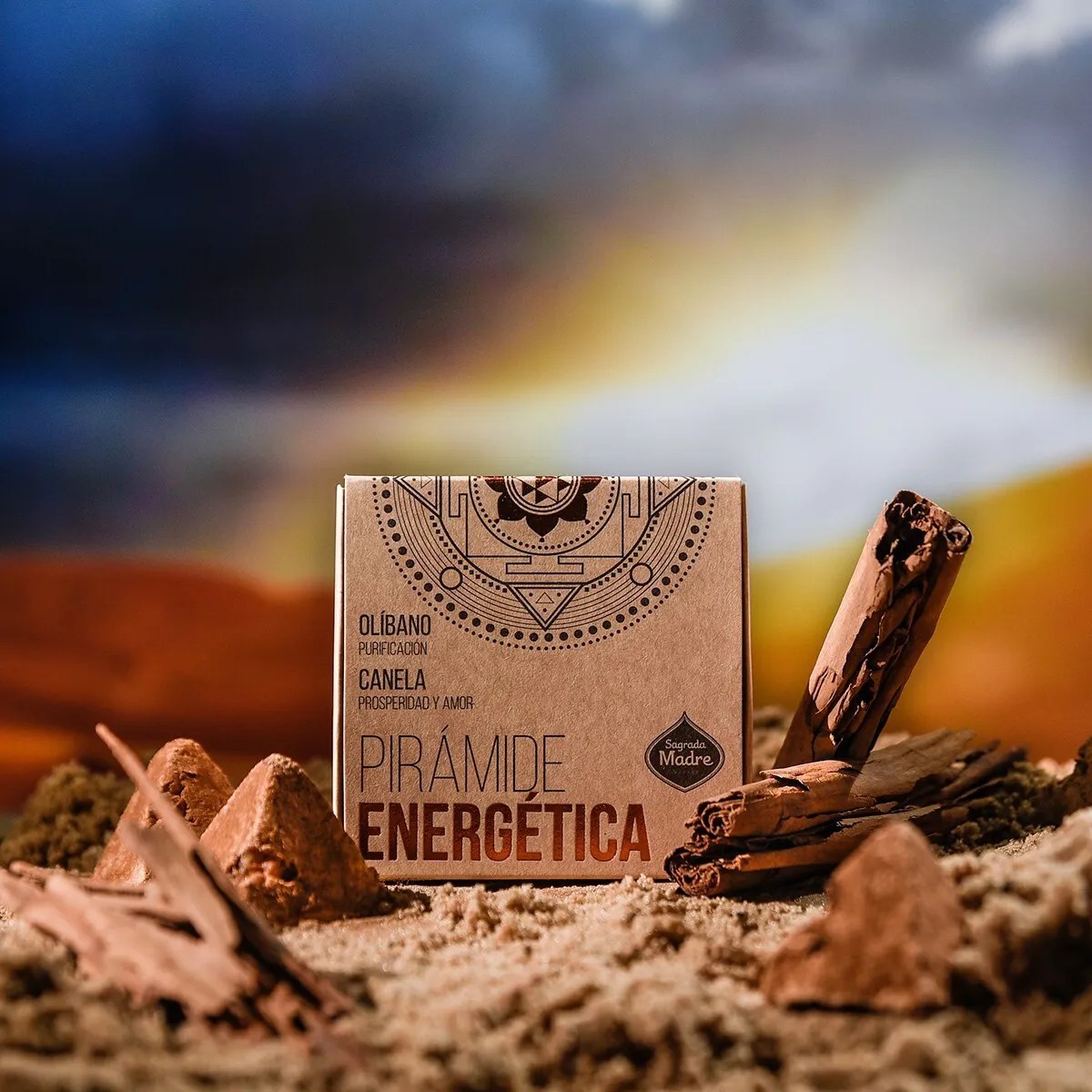Sagrada Madre - Pirámide Energética Canela Olíbano - 6 Unidades