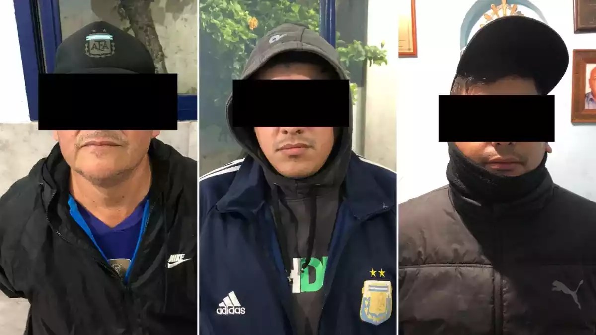 policias