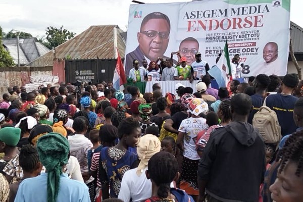 Asegem Leads Ijiraga Community, Declares Massive Support for Otu–Odey Second Term Bid