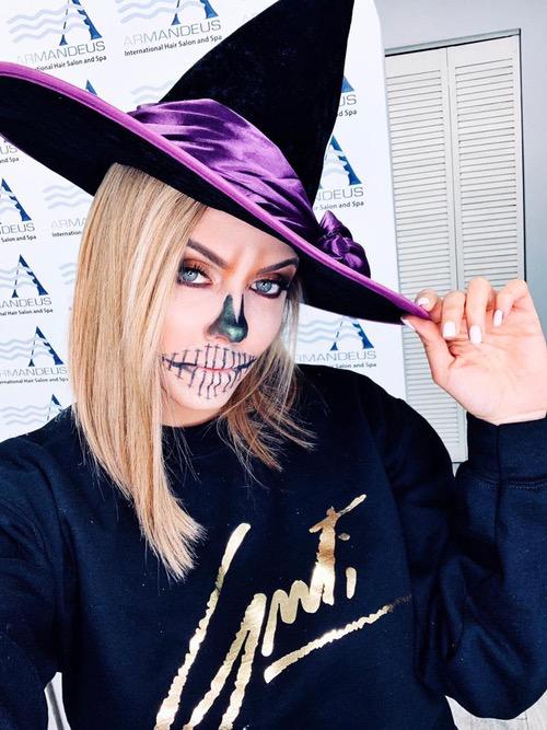 This is how we celebrate halloween at Salon Armandeus