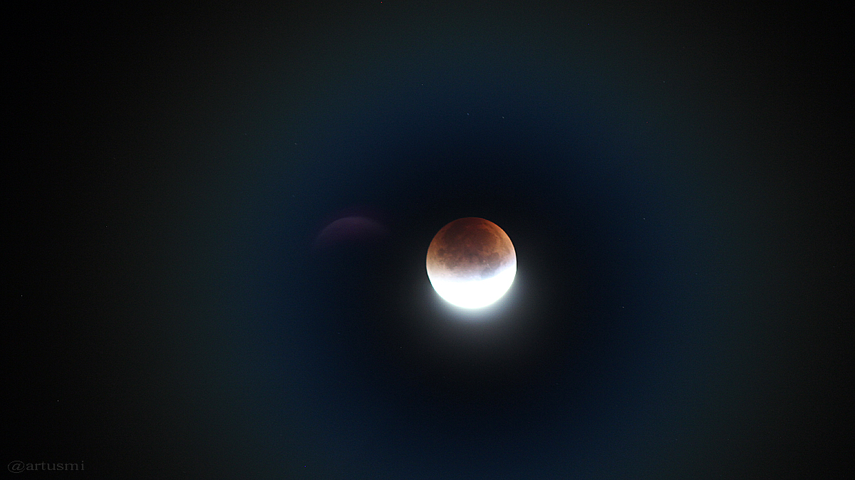 Der Mond am 28. September 2015 um 03:52 Uhr