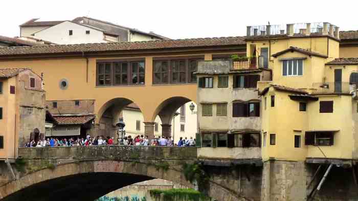 ponte vecchio big window