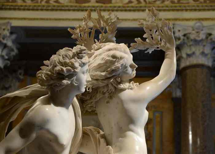 Bernini, Apollo and Daphne - one of the don't miss works at the Borghese Gallery | Photo By Alvesgaspar - wikimedia commons