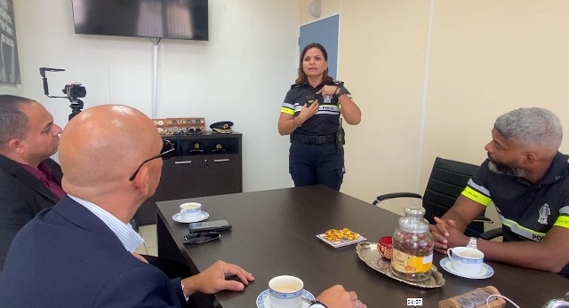 “Body-cam pa polis, un promesa cu a keda riba papel!” – Aruba Native