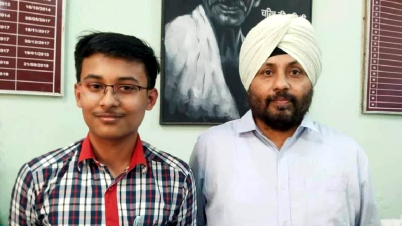 Tinsukia Kendriya Vidyalaya I ইছৰোৰ যুৱ বিজ্ঞানী কাৰ্যসূচীৰ বাবে নিৰ্বাচিত তিনিচুকীয়াৰ ছাত্ৰ