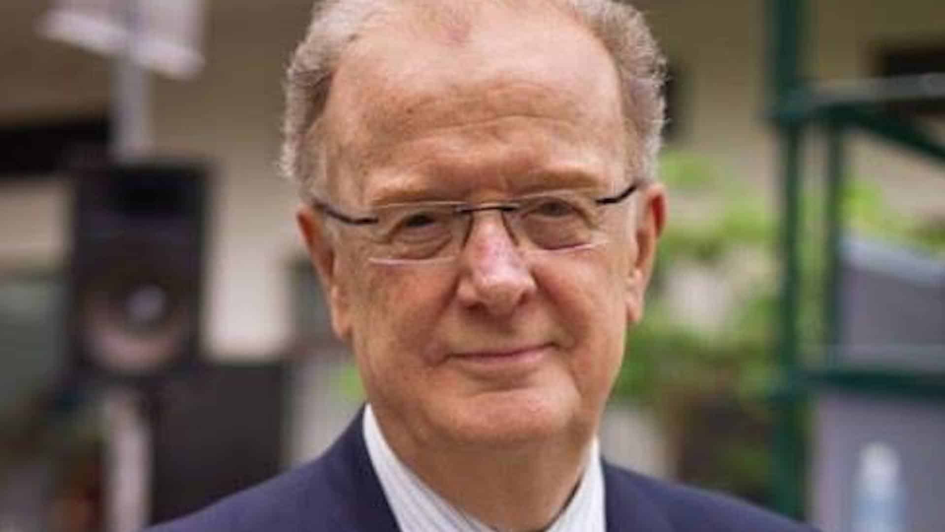 O antigo presidente da república estava internado devido a . Morreu Jorge Sampaio. Tinha 81 anos