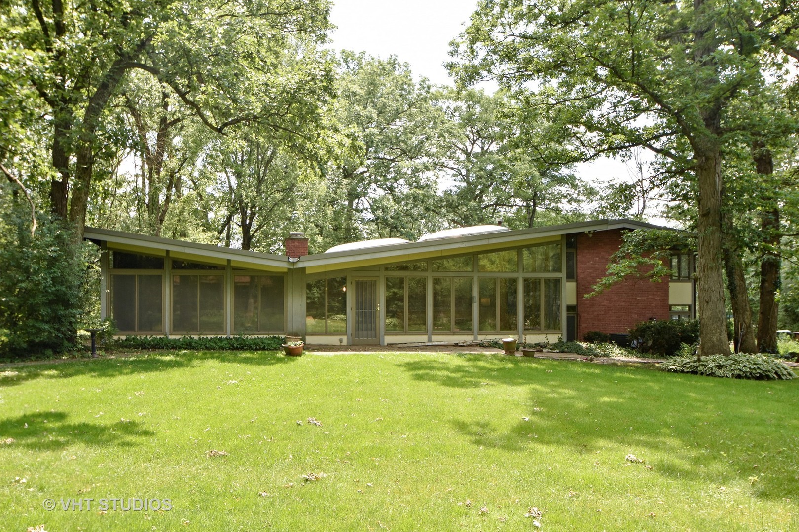 Deirdre sullivan is an interior design expert and features writer who speci. House Hunting Made Easy with Midcentury Real Estate Pros