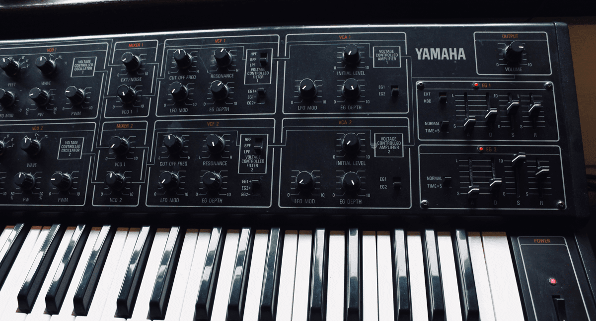 Yamaha CS15