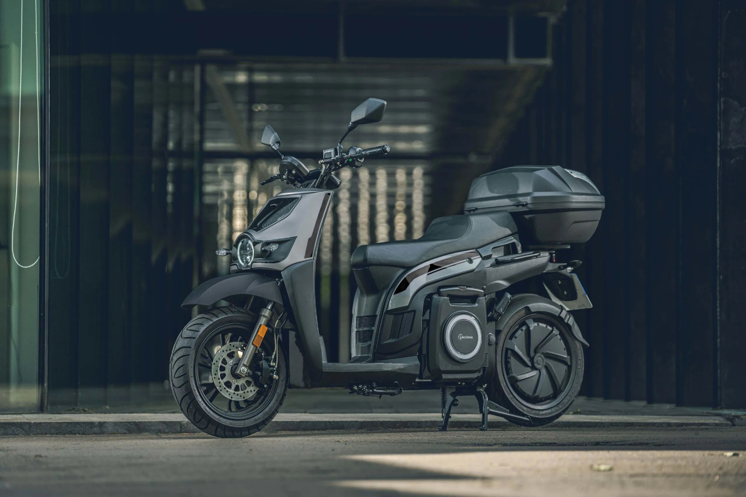 Silence s02 aparcada Silence s02 aparcada