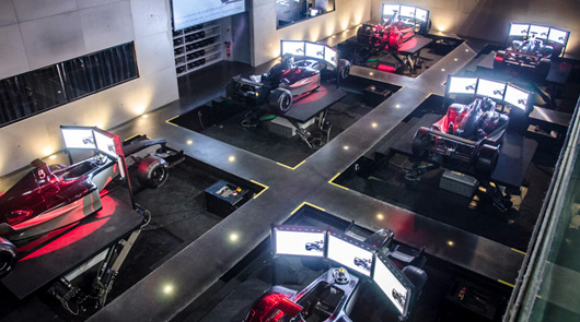 Ausmotive Com Fancy A Crack In A Professional F1 Simulator