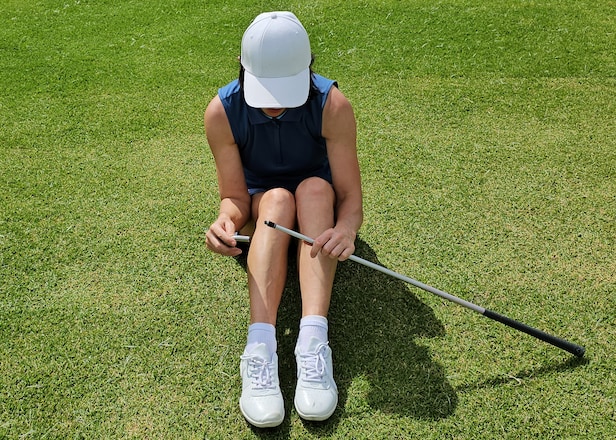 Letting Go of Bad Golf Rounds: Advice from Top Teachers (2026)