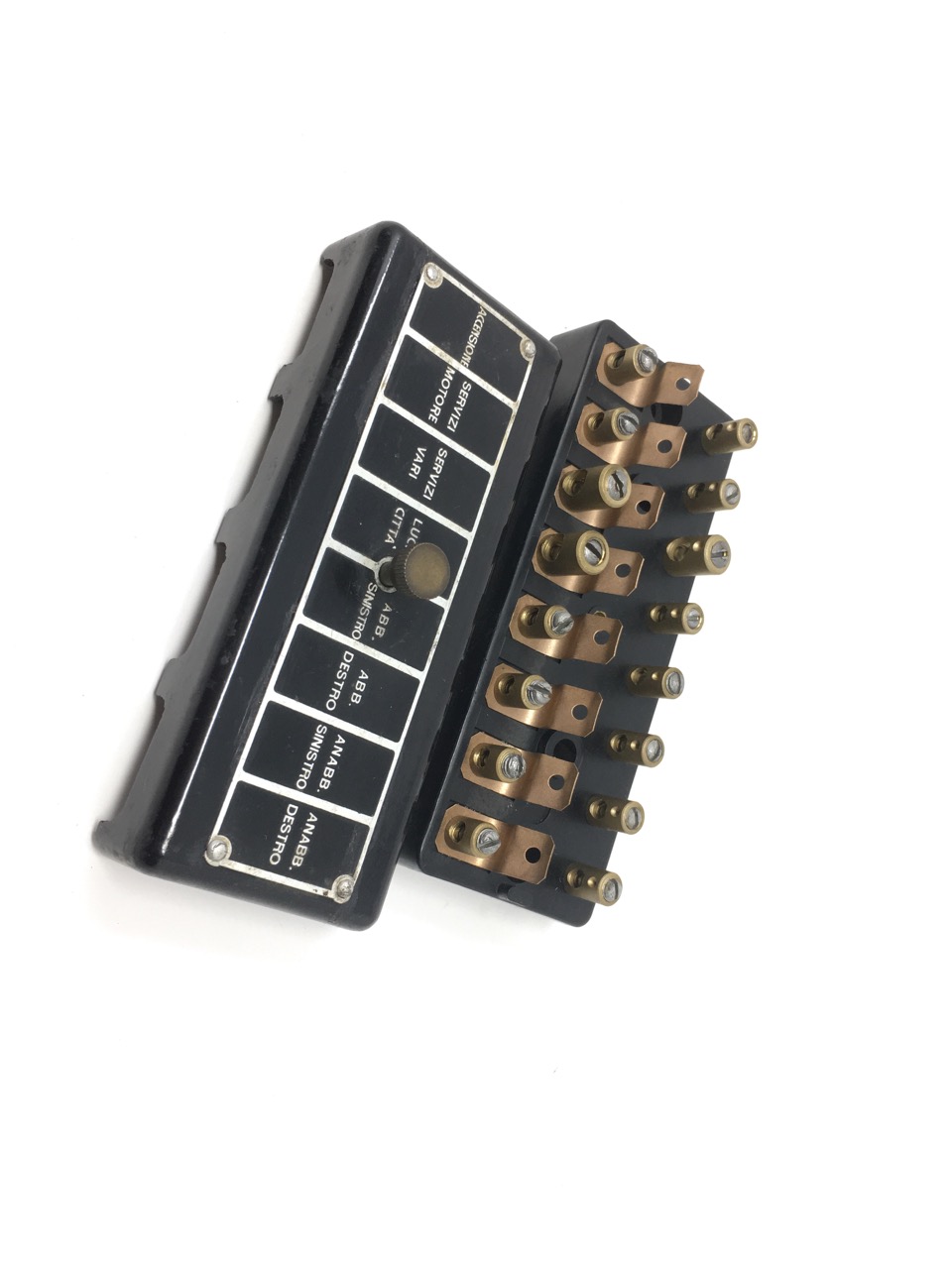 Alfa romeo fuse box