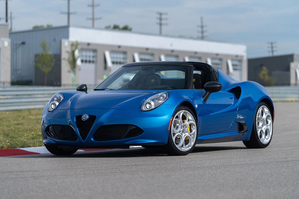 2020 alfa romeo 4c spider review