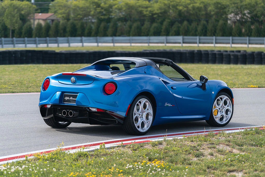 2020 alfa romeo 4c spider review
