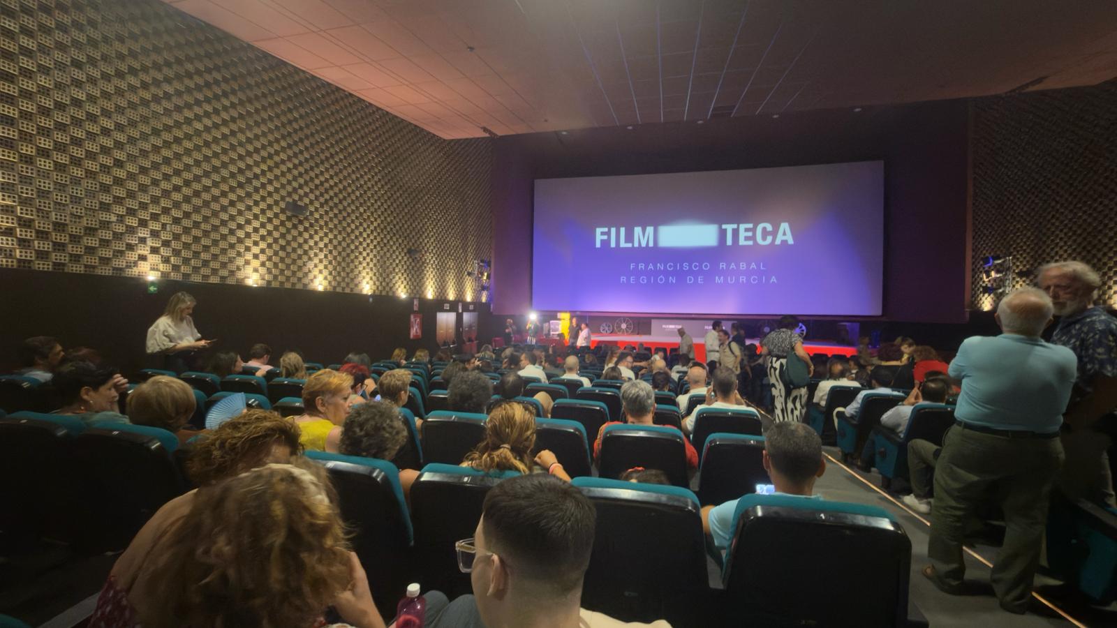 ESTRENO MUÑECAS ROTAS 114