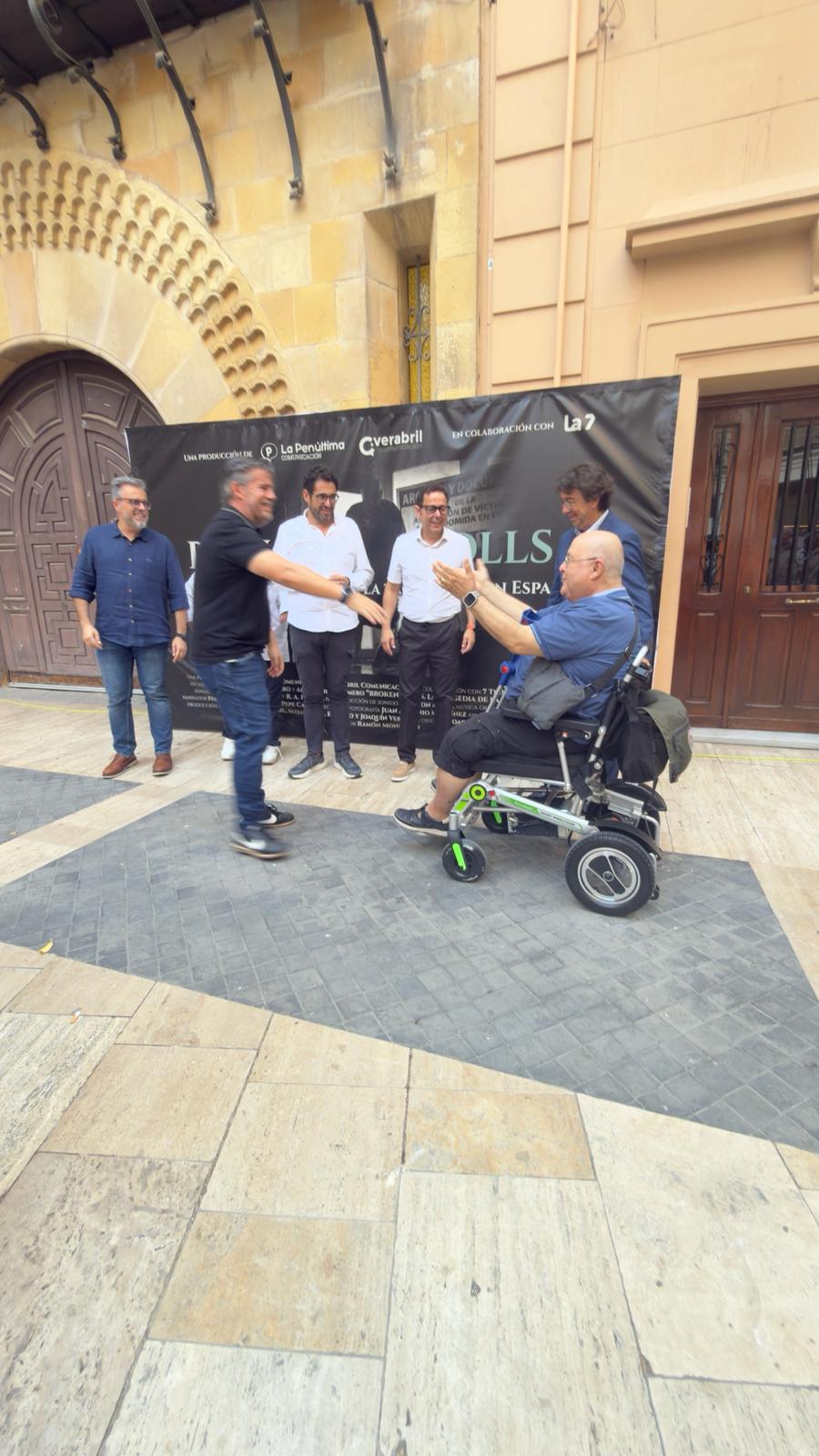ESTRENO MUÑECAS ROTAS 83(3)