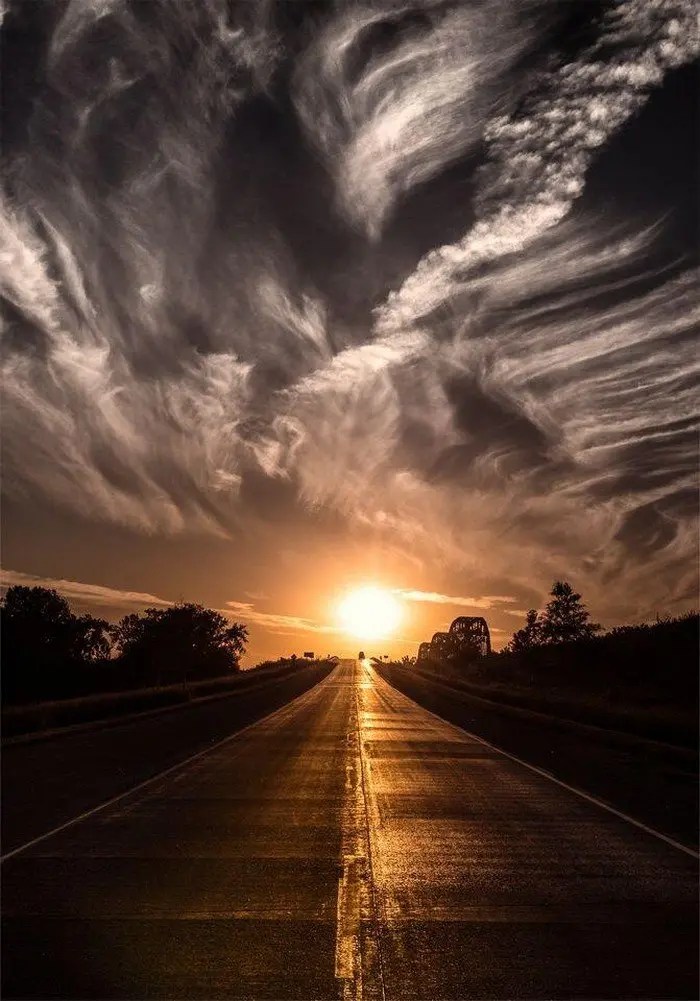 18 of the most intriguing photos that will make your jaw drop