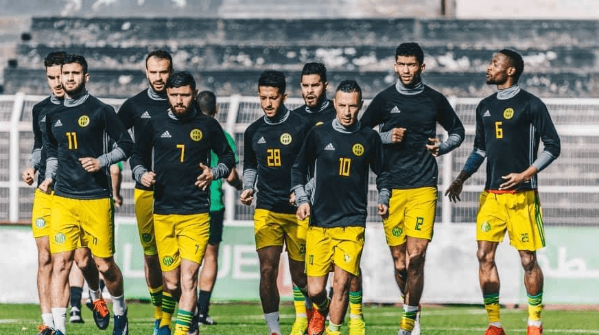 كورونا يحجز طاقم شبيبة القبائل