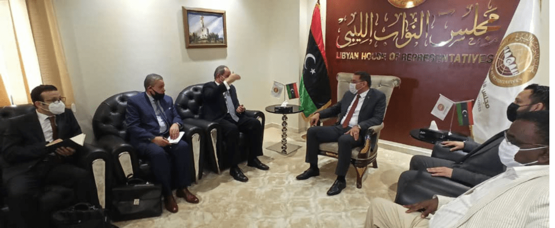 بوقدوم ورئيس مجلس النواب الليبي يتباحثان الوضع في ليبيا