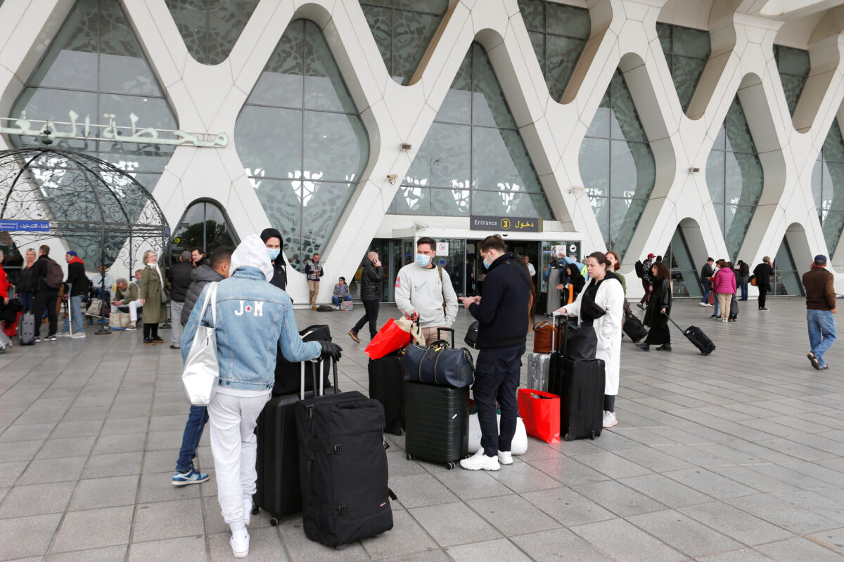المغرب يقرّر تعليق الرحلات الجوية مع الجزائر