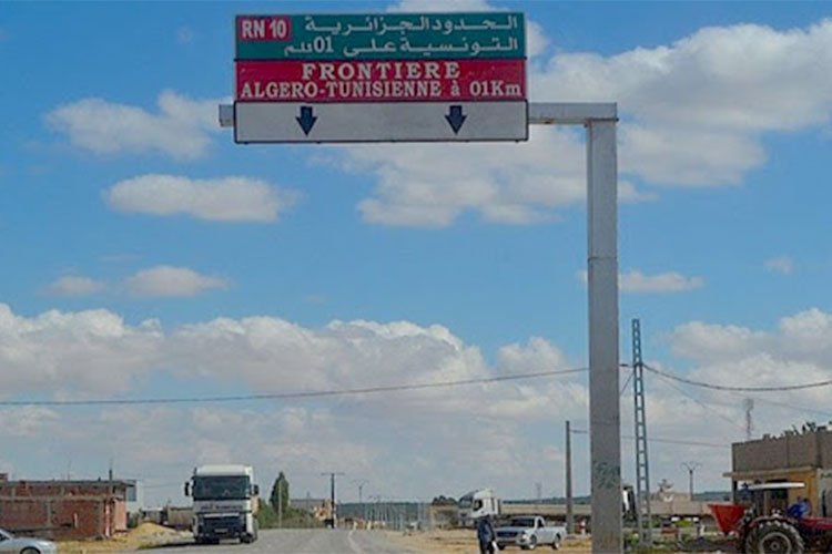 البروفيسور بلحاج يكشف سبب الإبقاء على غلق الحدود البرية