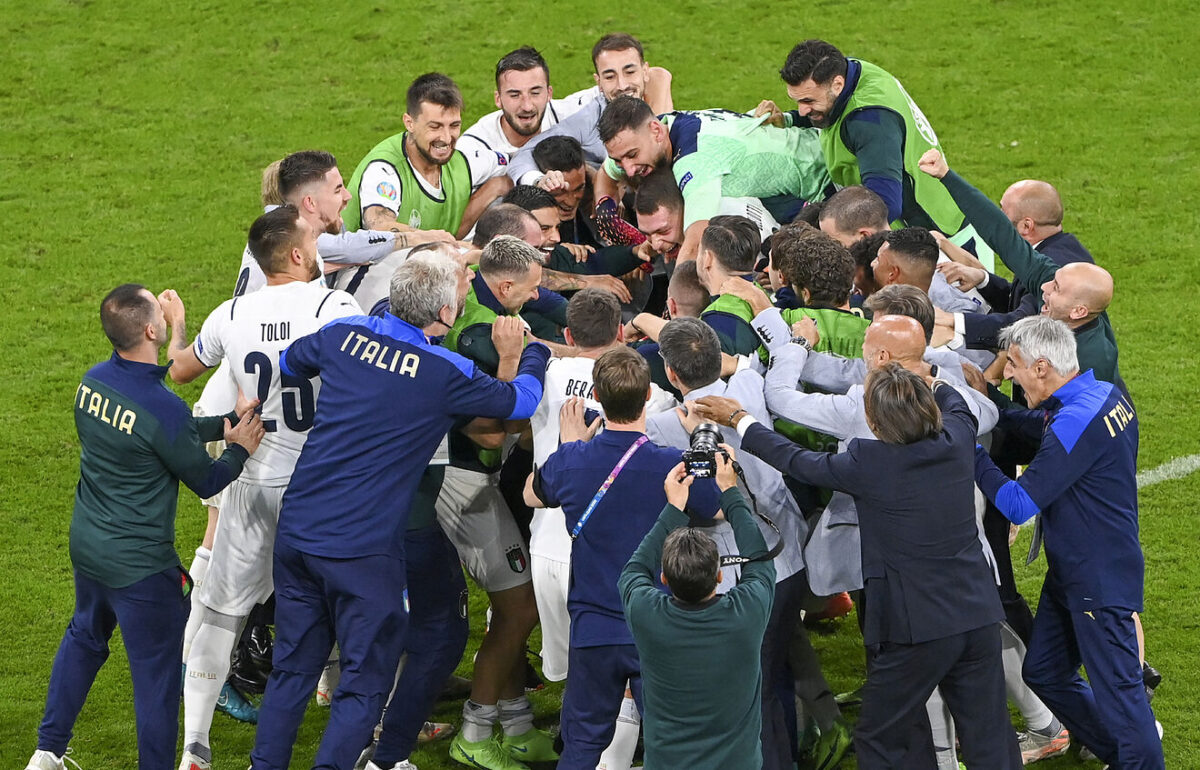 إيطاليا تتأهل إلى نصف نهائي “يورو 2020”