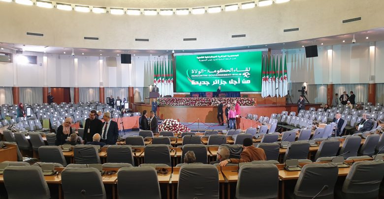 تحت إشراف تبون.. 5 محاور للدراسة في لقاء الحكومة بالولاة