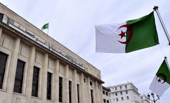 بعد أن تمت عرقلته سابقا.. هل تدعم الأطياف السياسة مشروع قانون تجريم الاستعمار؟