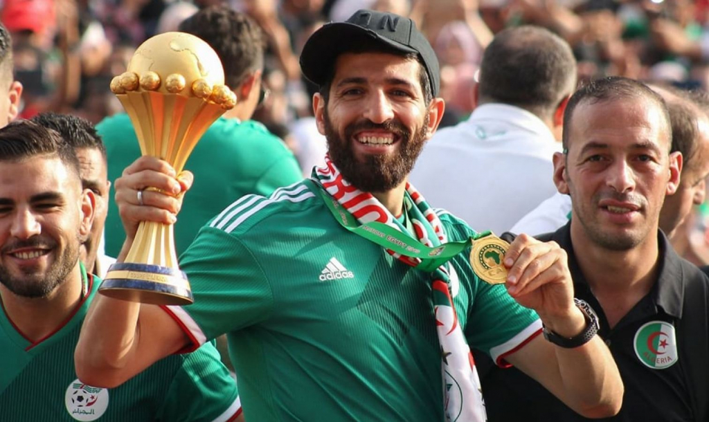 حليش يفاضل بين محرز وصلاح