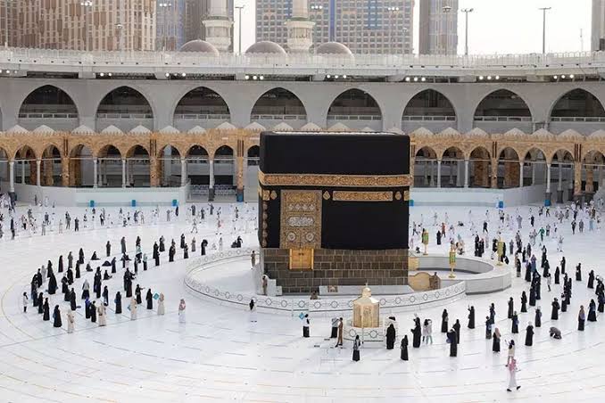 موسم العمرة سيُفتح قريبا في الجزائر