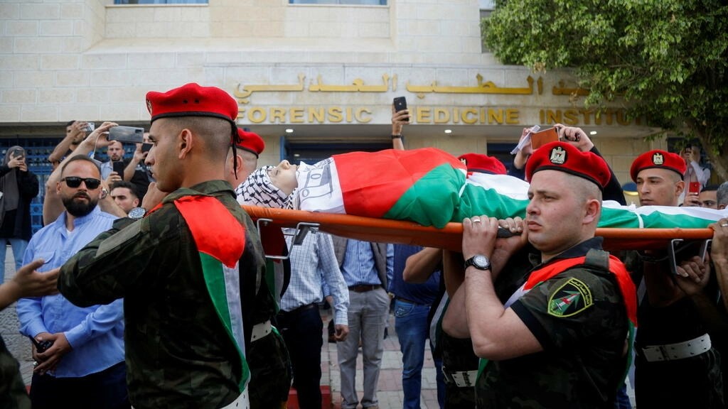 هل يجوز الترحم على الصحفية شيرين أبو عاقلة؟.. جدل على مواقع التواصل