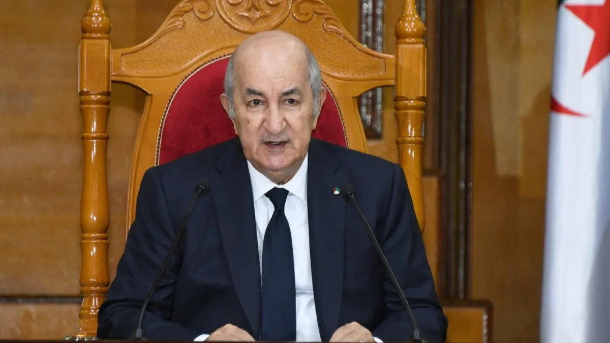 مجلة إفريقية.. الجزائر عملاق إفريقيا في طريق الانضمام لمجموعة بريكس