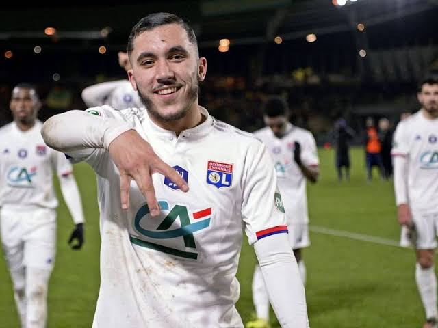 لم يمانع الانضمام للمنتخب.. بلماضي يتواصل مع نجم جديد
