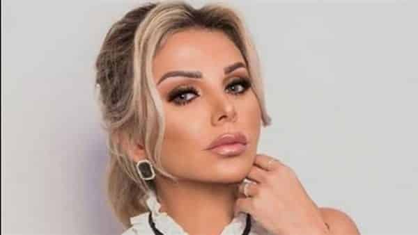 فنانة عربية توجه رسالة للمنتخب الجزائري