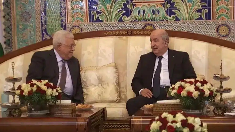 الرئيس تبون يؤكد أن السلام العادل لن يأتي إلا بقيام دولة فلسطينية مستقلة