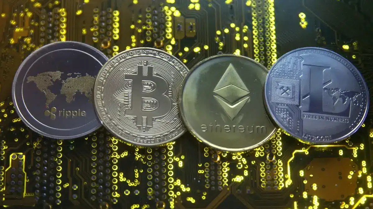حظر شامل للعملات الافتراضية.. بنك الجزائر يحدد 14 مؤشرا للعمليات المشبوهة