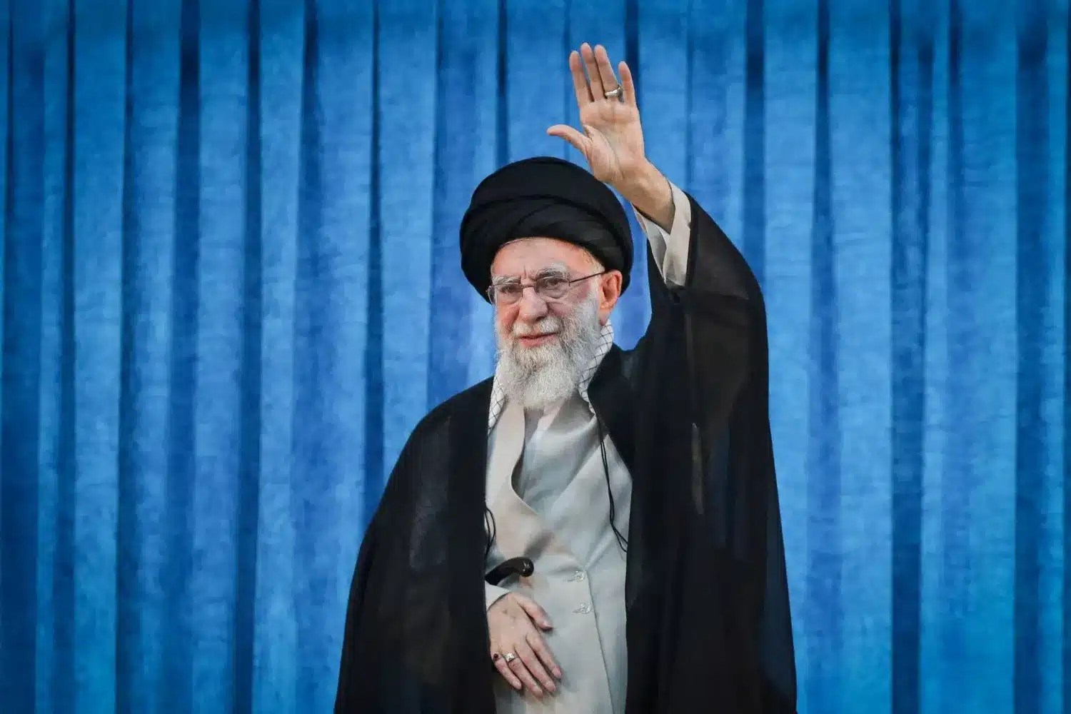 القصة الكاملة لاغتيال المرشد الإيراني علي خامنئي