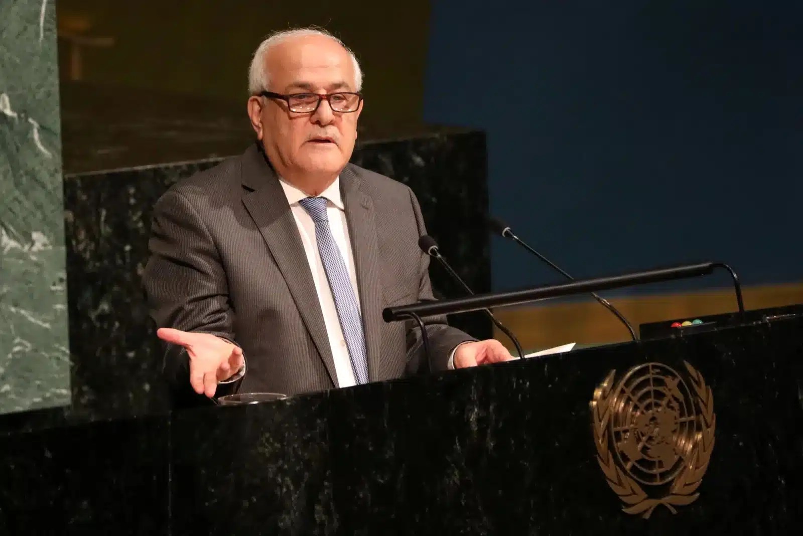 إنذار أمريكي للقيادة الفلسطينية.. انسحبوا من انتخابات الجمعية العامة للأمم المتحدة أو واجهوا العقوبات