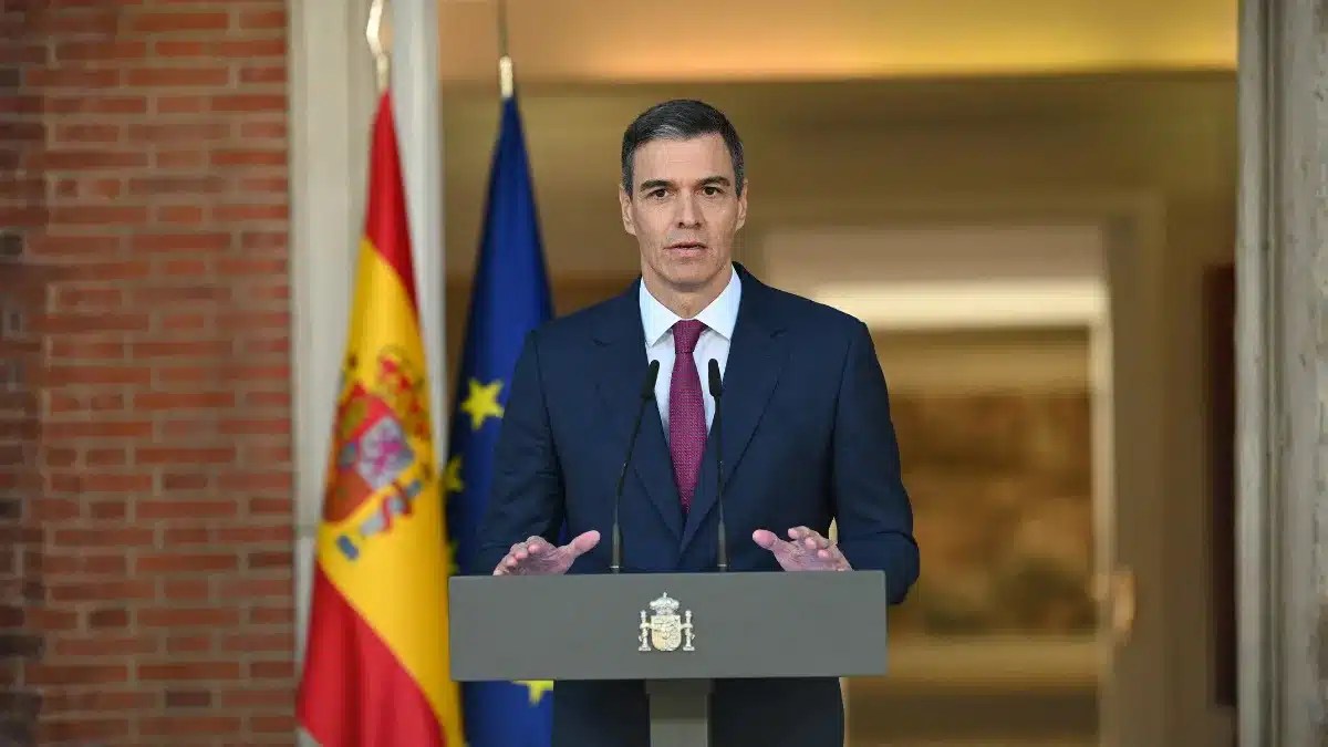 استدعاء سفيرة المغرب في مدريد.. ما الذي أغضب إسبانيا؟