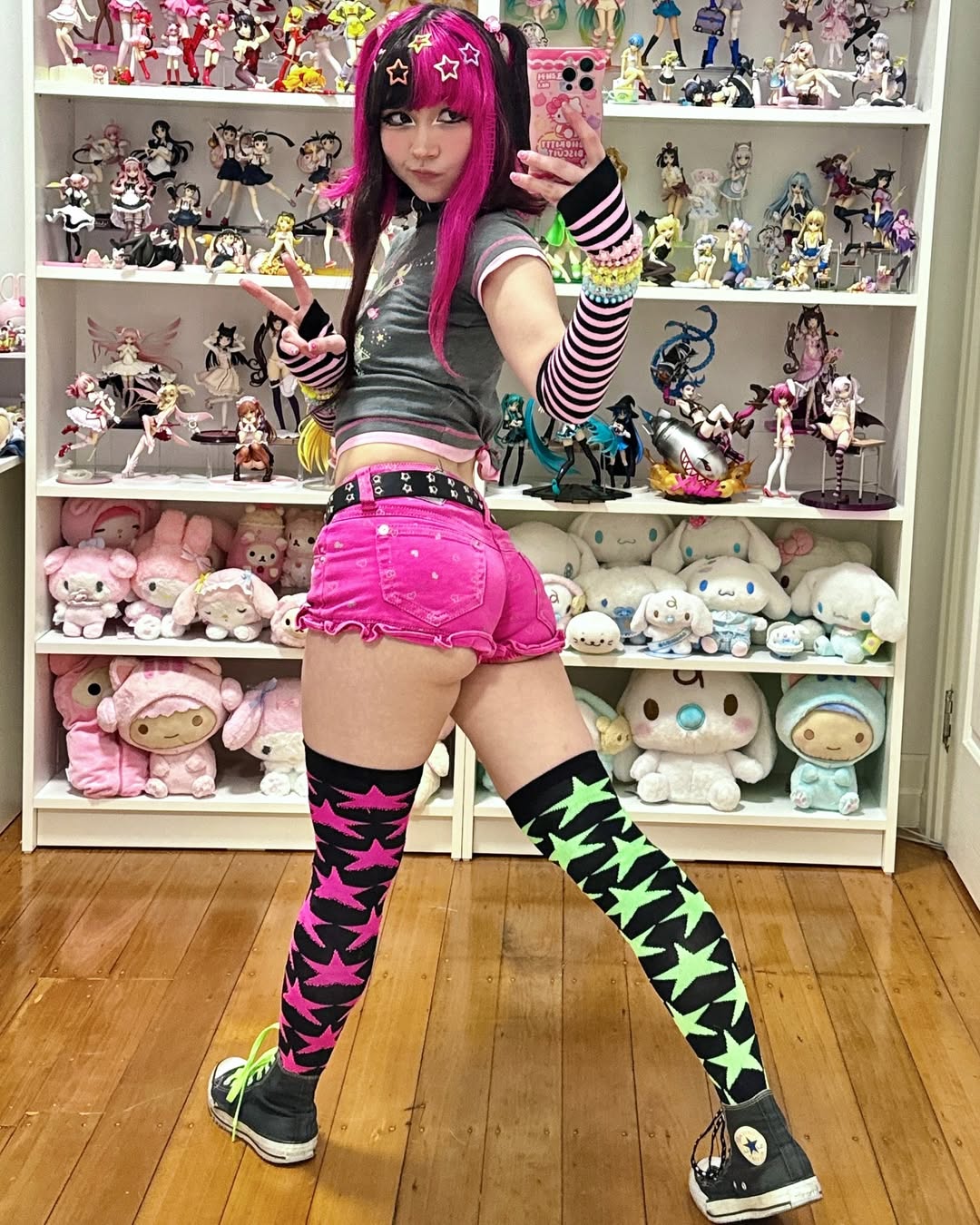 Yuwki - Free nude pics, galleries & more at Babepedia