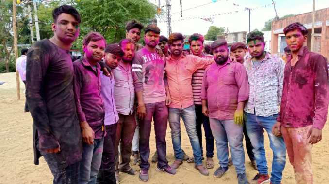 holi