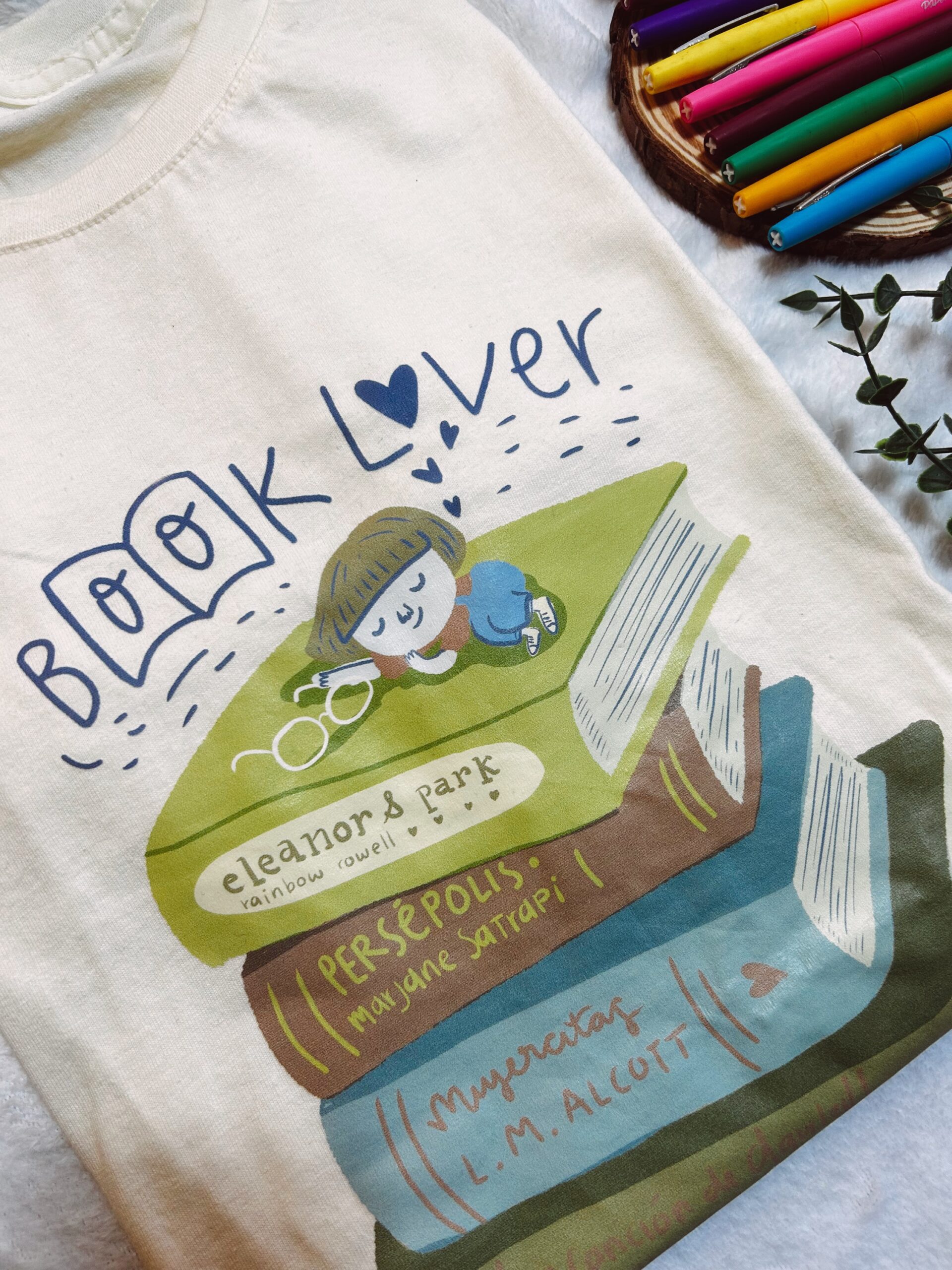 Book lover Tee