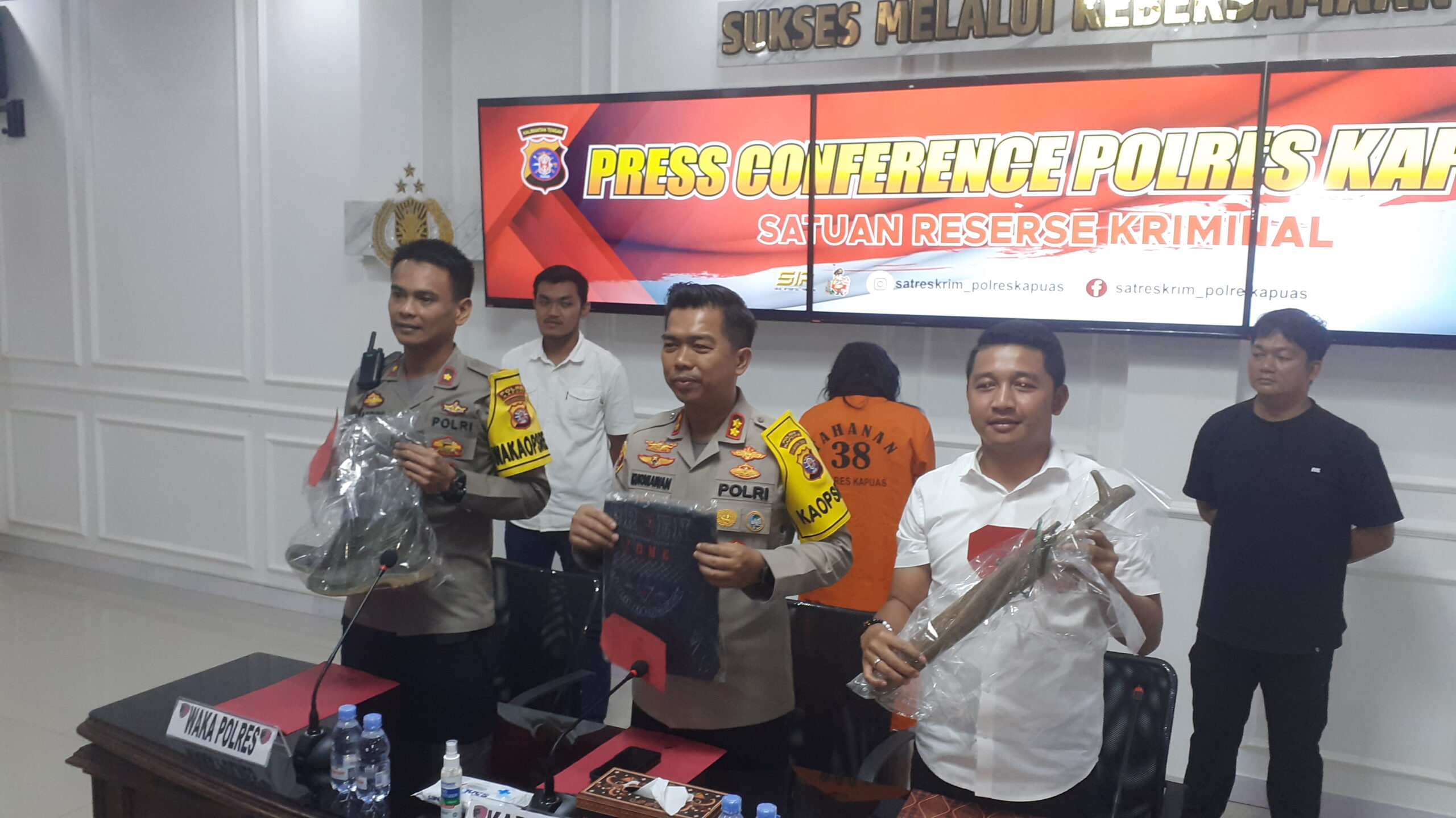 Polres Kapuas Ringkus Pelaku Pembunuhan Pasutri, Begini Motif dan Kronologinya, Tragis!