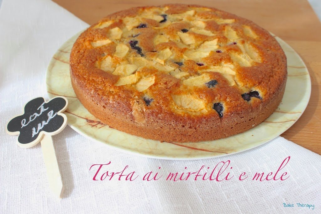 Torta ai mirtilli e mele