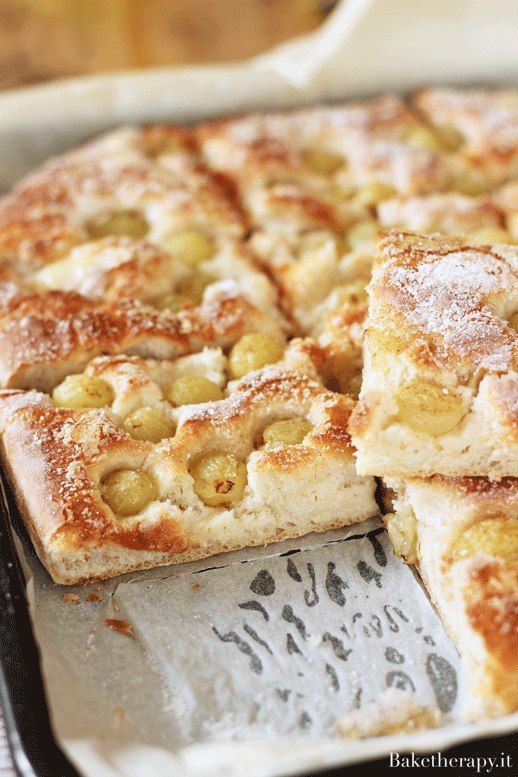 Focaccia dolce all'uva