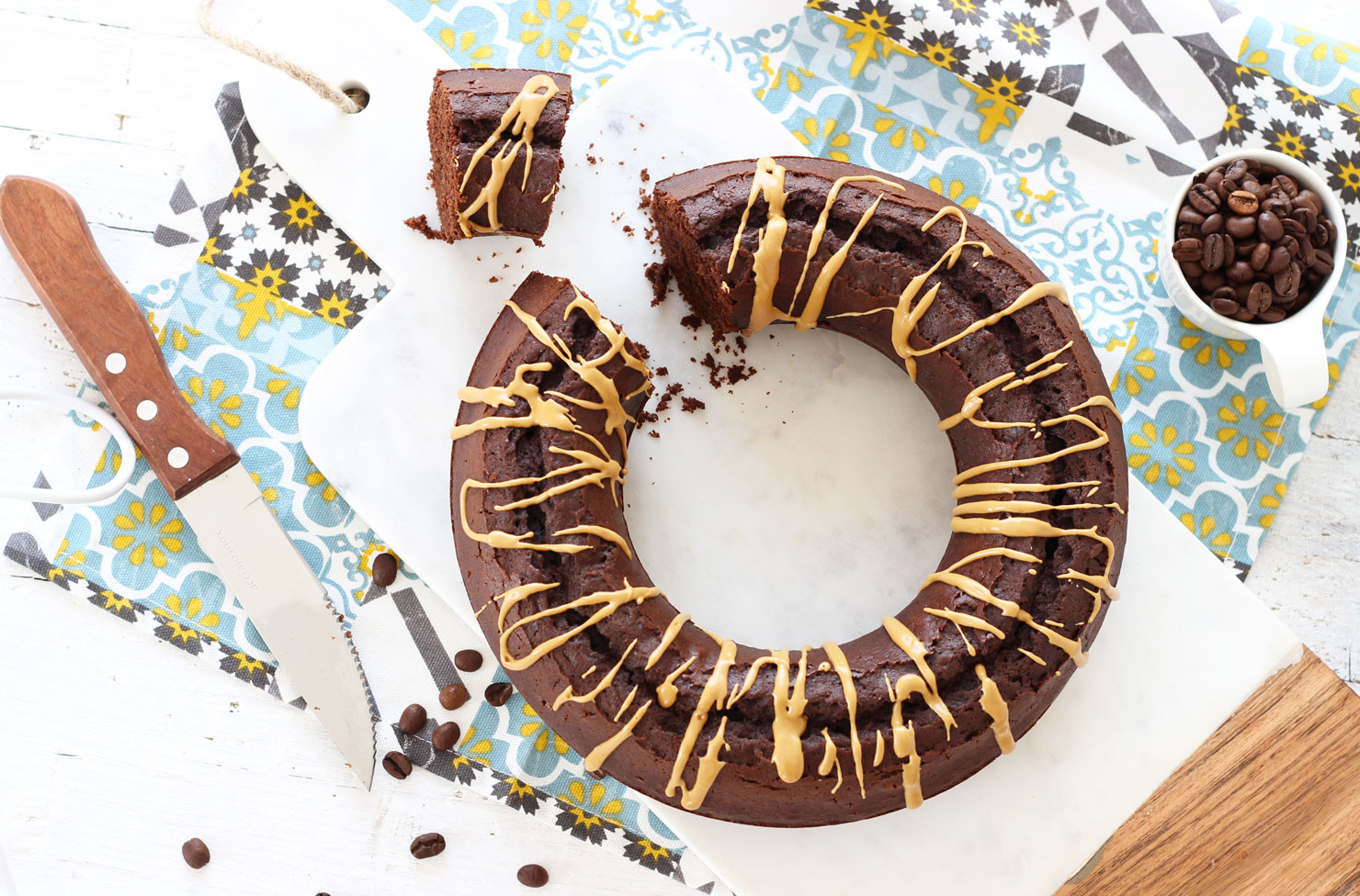 Ciambella al cacao e caffè senza burro